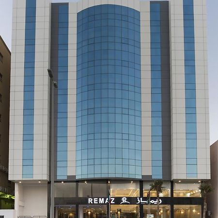 Remaz Suites Hotel Al Al Jubail Exteriör bild