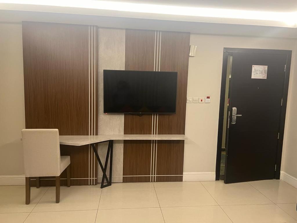 Remaz Suites Hotel Al Al Jubail Exteriör bild