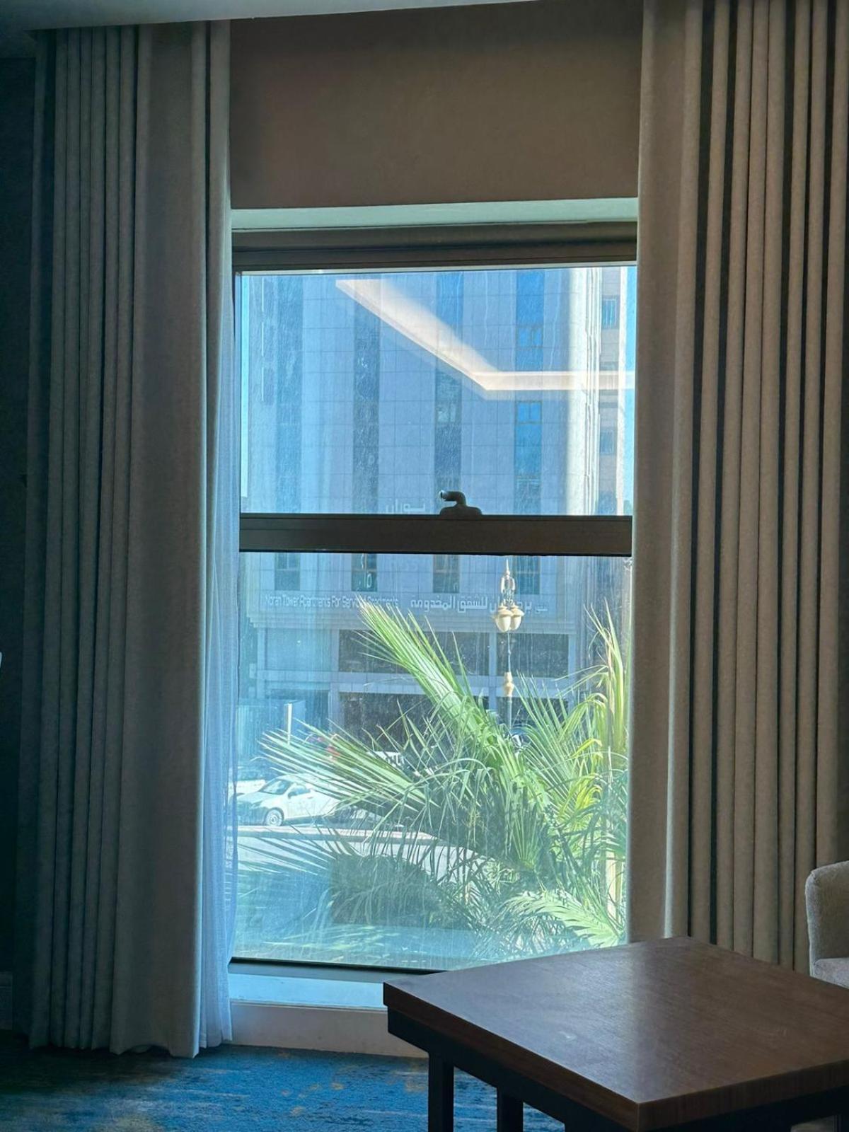 Remaz Suites Hotel Al Al Jubail Exteriör bild