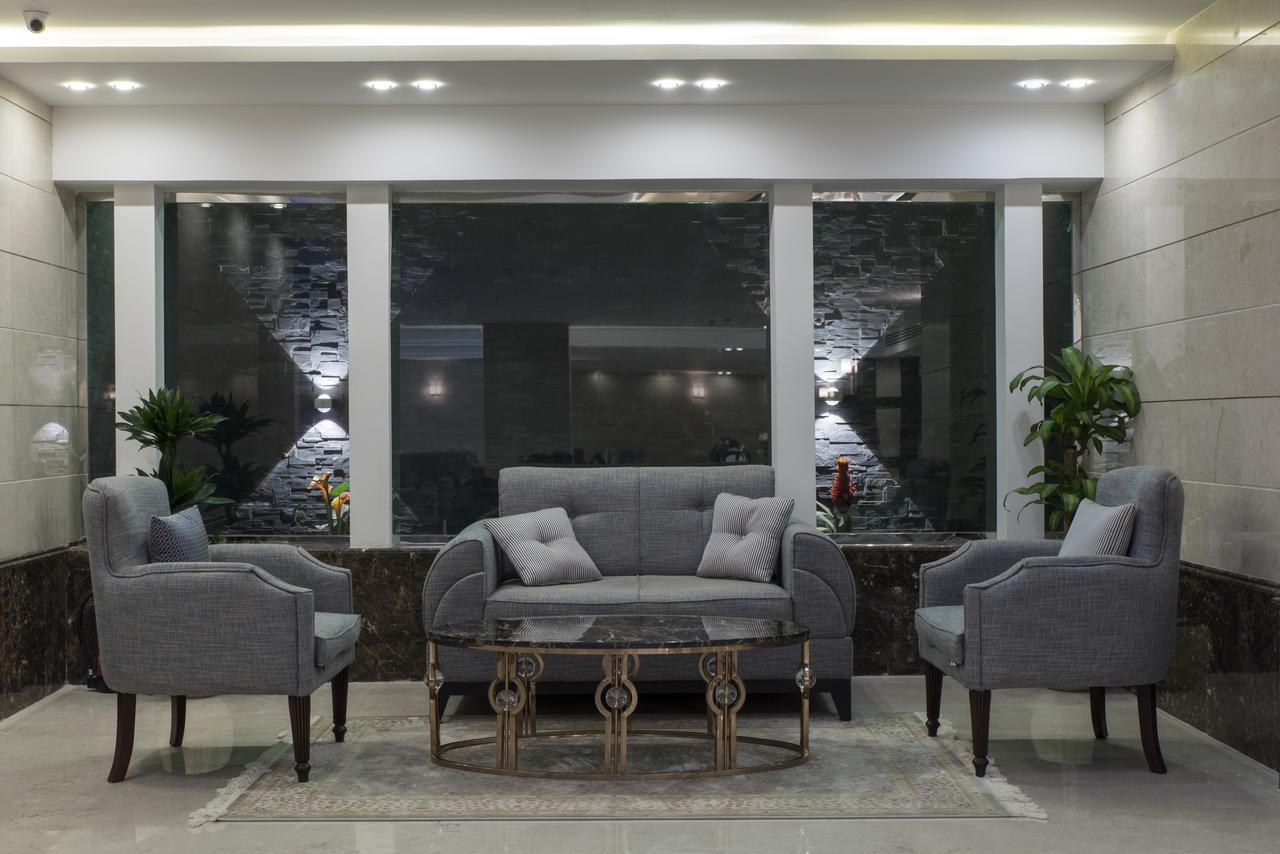Remaz Suites Hotel Al Al Jubail Exteriör bild